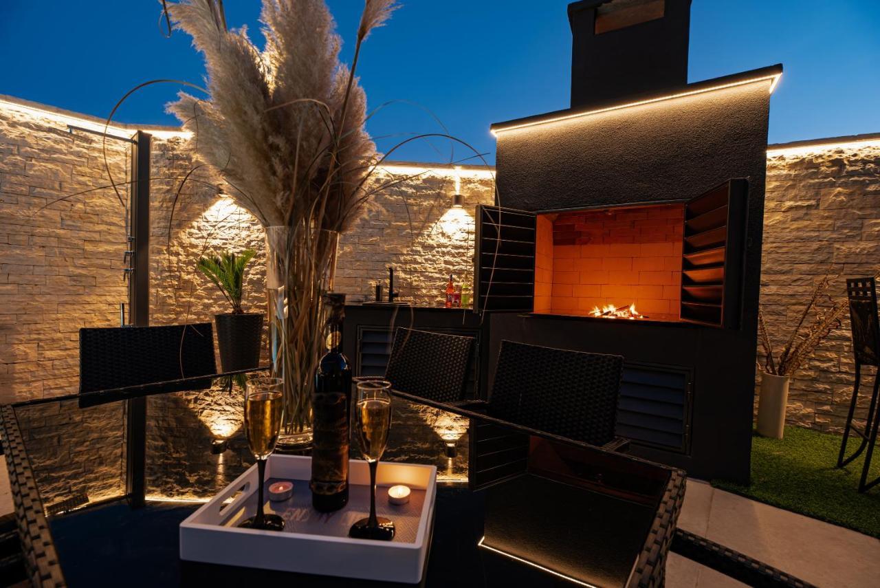 Tyra Delux Apartment Zadar Exterior photo