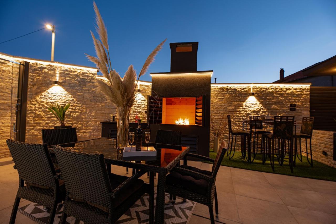 Tyra Delux Apartment Zadar Exterior photo