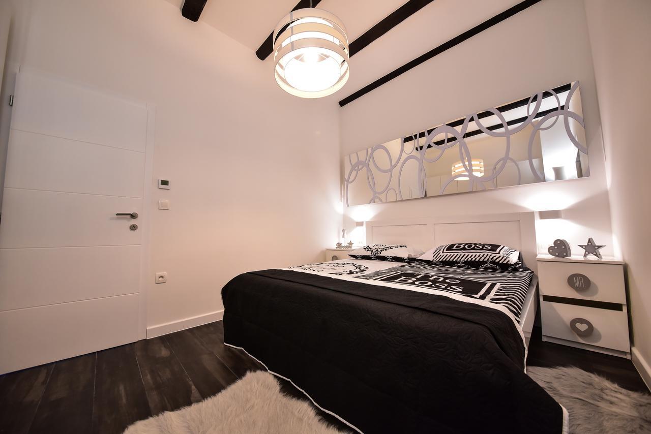 Tyra Delux Apartment Zadar Exterior photo