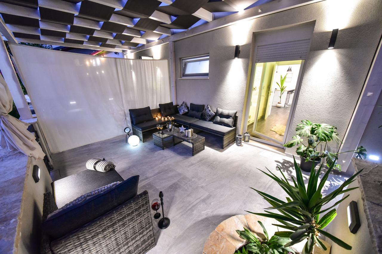 Tyra Delux Apartment Zadar Exterior photo