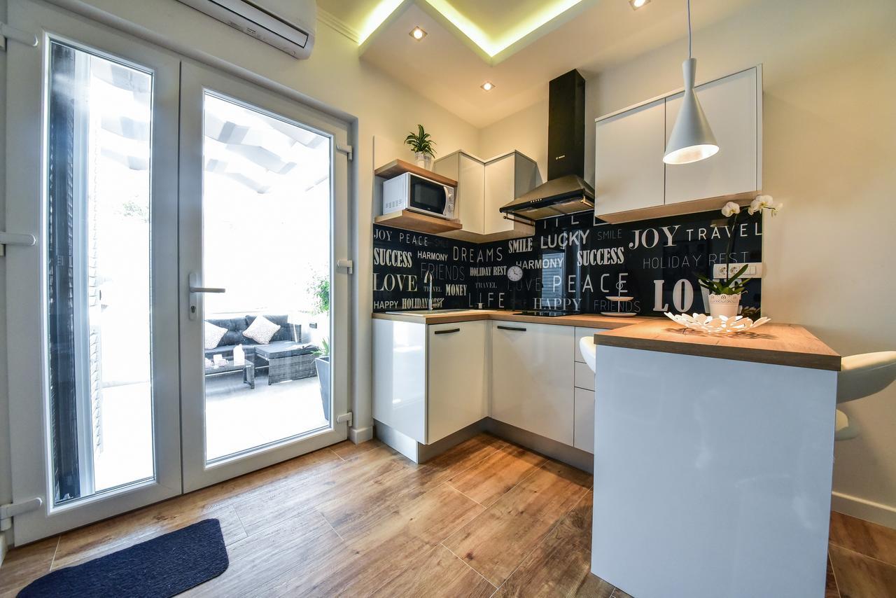 Tyra Delux Apartment Zadar Exterior photo