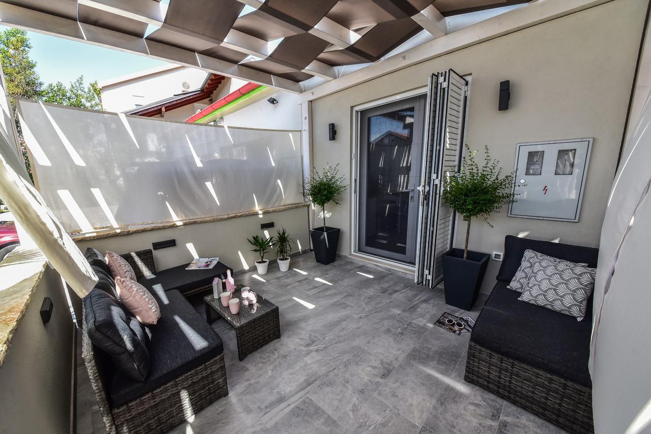 Tyra Delux Apartment Zadar Exterior photo